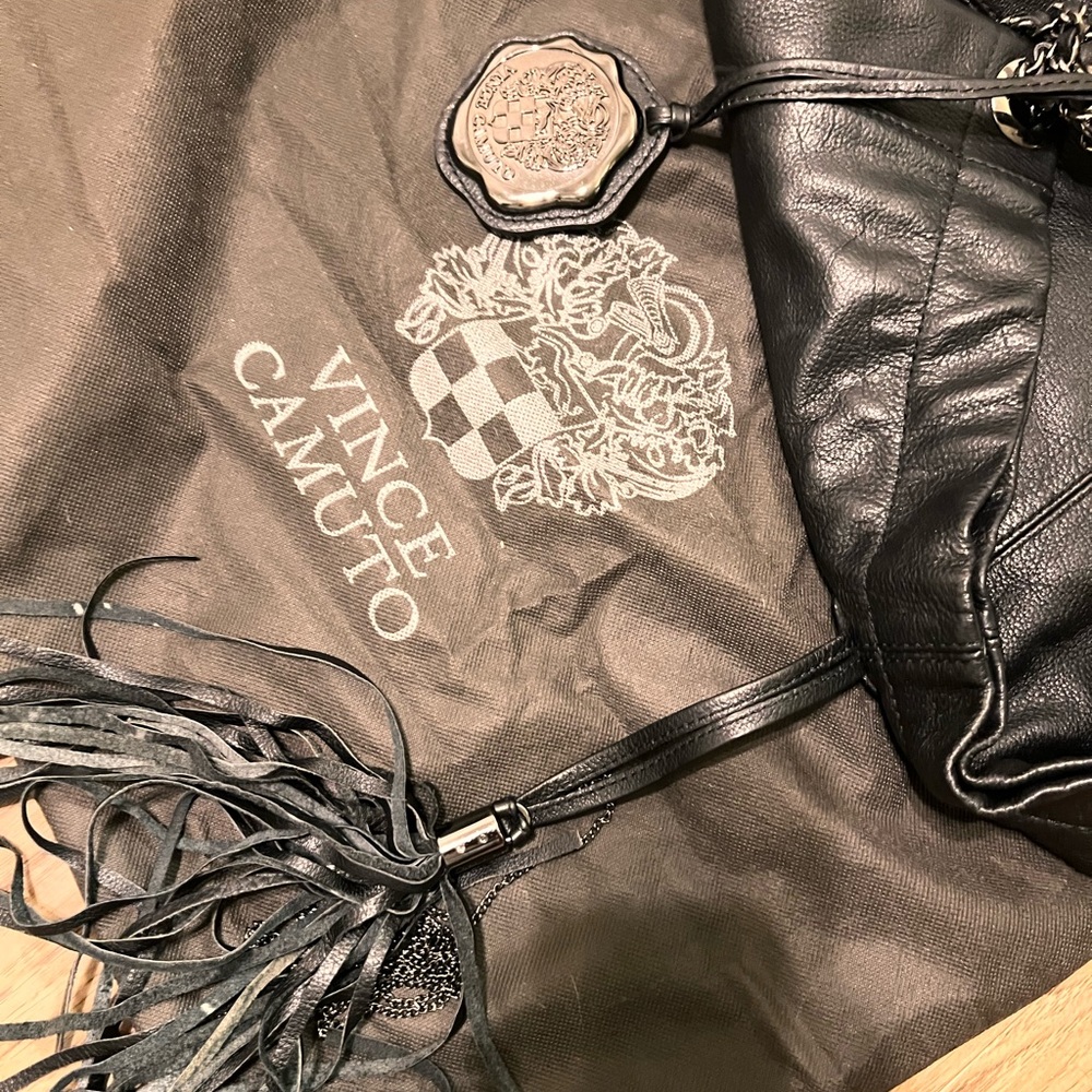 Vince Camino bag vintage black with brush bag